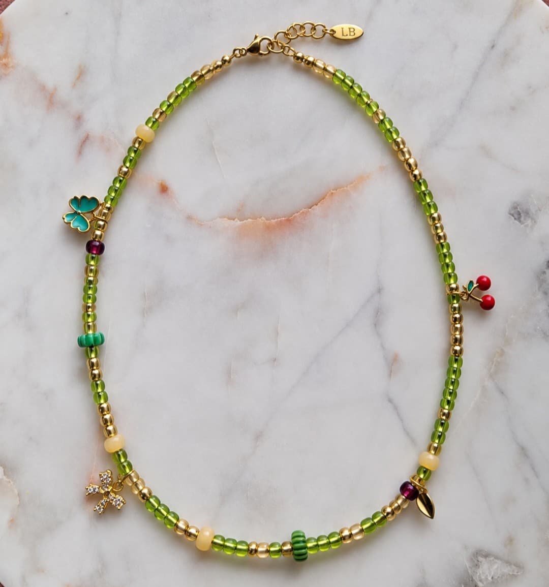 Wonderland necklace
